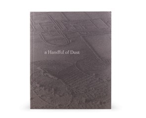 Книга "A Handful of Dust"