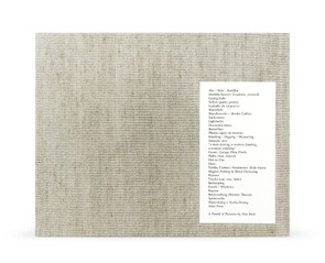 Книга "A Pound of Pictures"