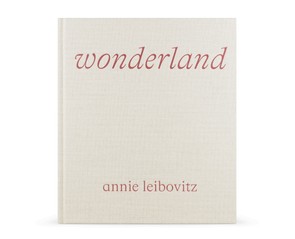 Книга "Wonderland"
