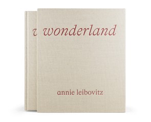 Книга "Wonderland" (Luxury Edition)