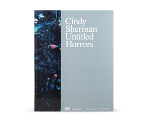 Книга "Untitled Horrors"