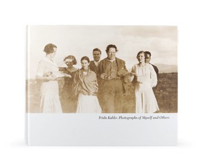 Книга "Photographs of Myself and Others"
