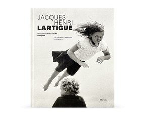 Книга "The Invention of Happiness. Photographs"