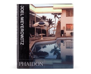 Книга "Joel Meyerowitz"
