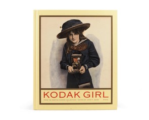 Книга "Kodak Girl"
