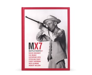 Книга "MX7 MapplethorpeX7"