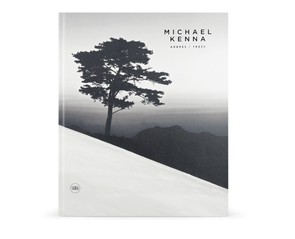 Книга "Arbres/Trees"