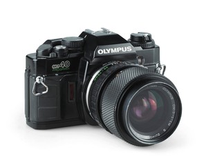 Фотоаппарат пленочный зеркальный Olympus OM-40 с объективом Zuiko 35-70 mm f/4