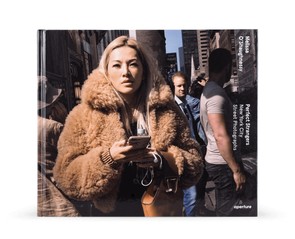 Книга "Perfect Strangers: New York City Street Photographs"