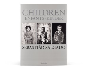 Книга "The Children"