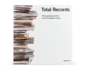 Книга "Total Records: Photography and the Art of the Album Cover"